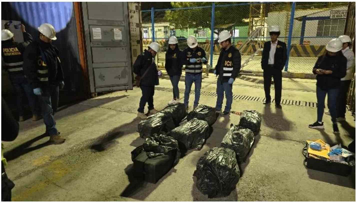 Archivo tipo Imagen sobre: Foto de Incautan más de 258 kilos de clorhidrato de cocaína en Paita durante operativo conjunto 