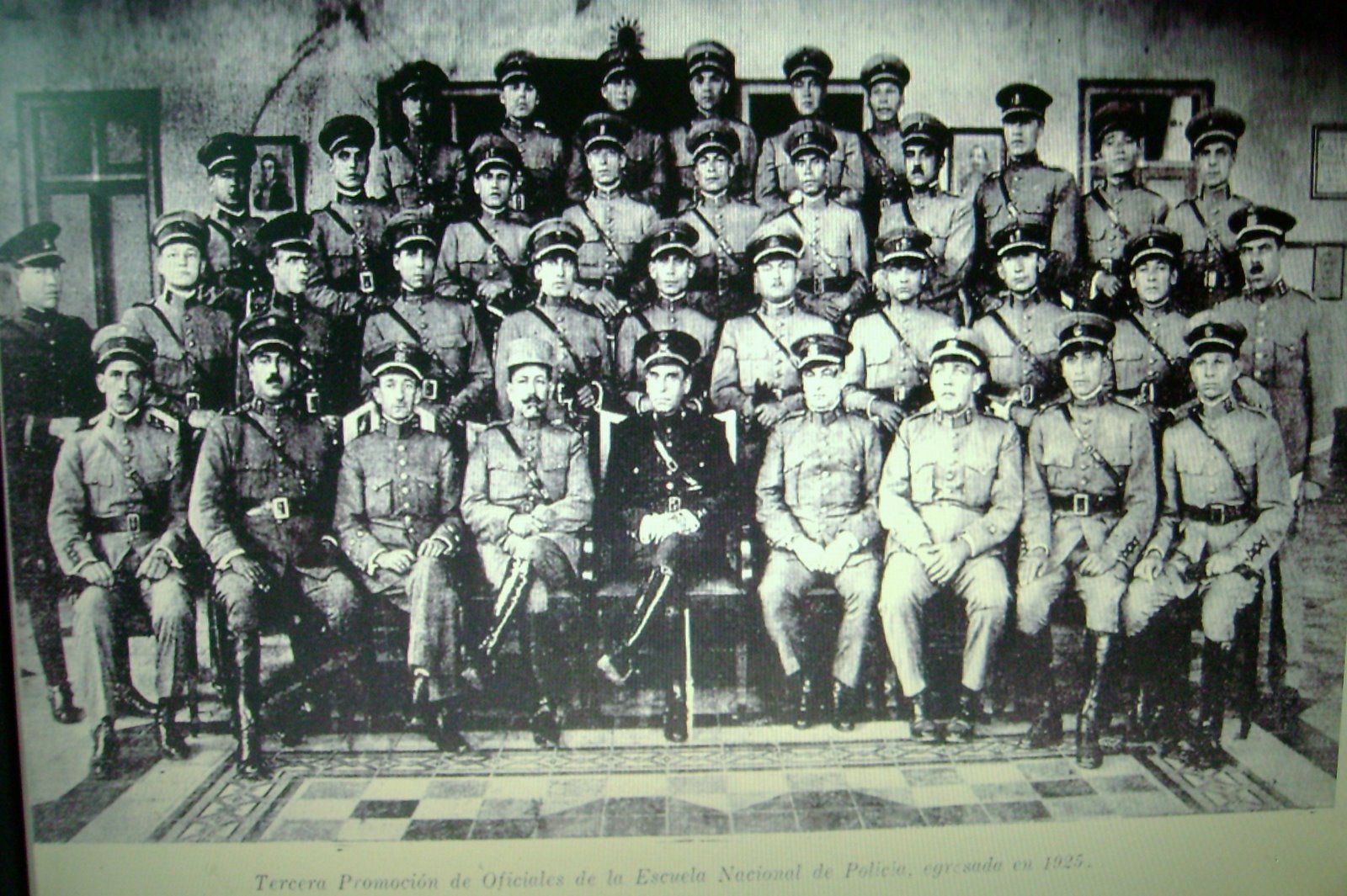 Archivo tipo Imagen sobre: Policía antigua en Perú 