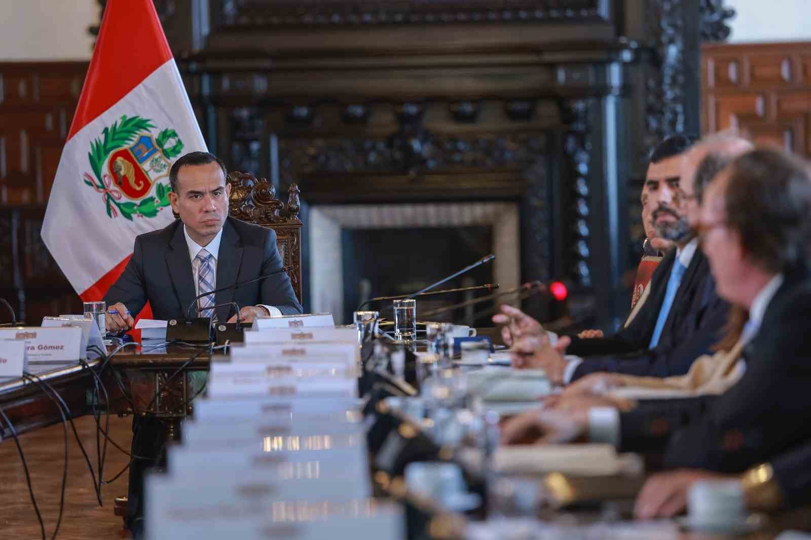 Análisis de las investigaciones preliminares y hechos que llevaron a la censura del Presidente José Jerí